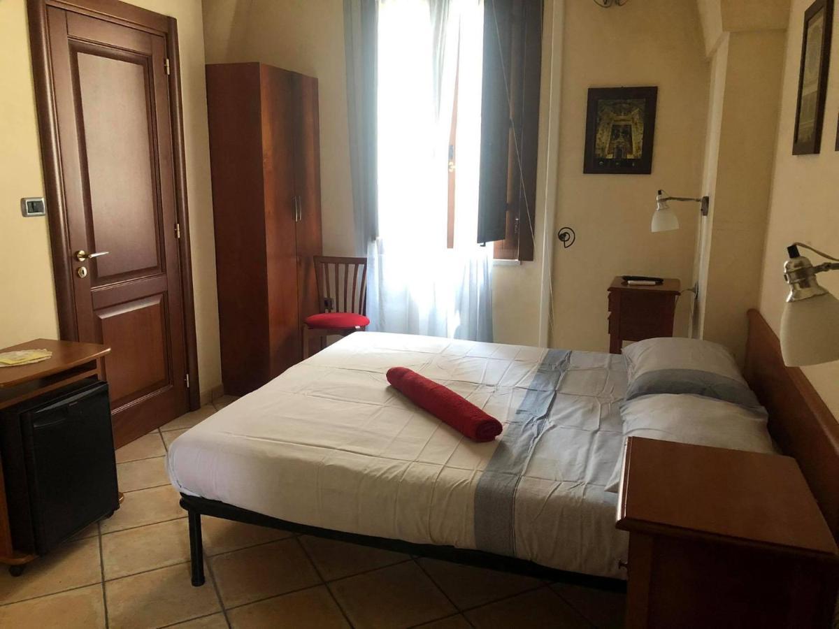 Mini Hotel Peperoncino Palace 2 Racale Exteriér fotografie